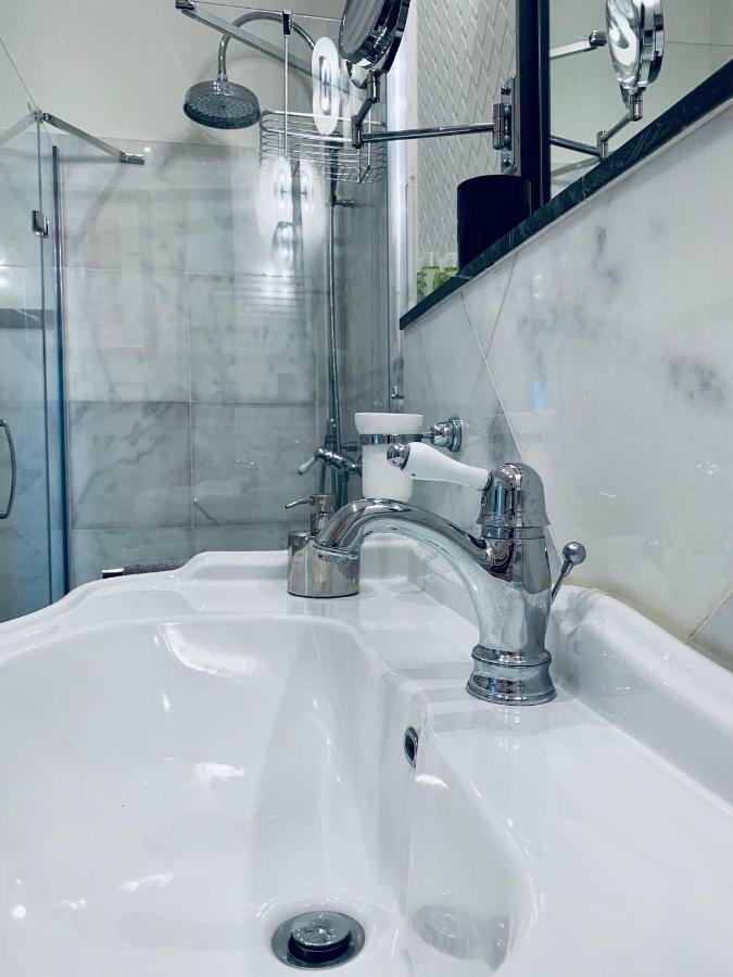 Villa Bagatelle - Luxury Apartment Nizza Kültér fotó