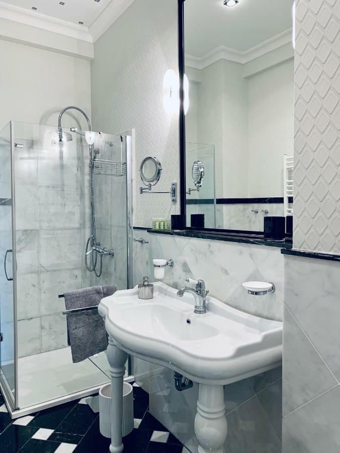 Villa Bagatelle - Luxury Apartment Nizza Kültér fotó
